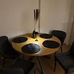 Living 2 - Modern & Zentral Apartment *