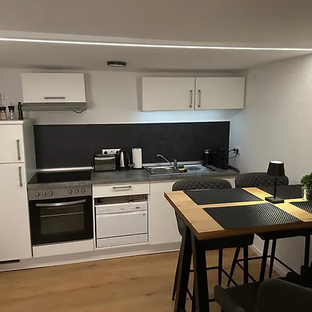 Living 2 - Modern & Zentral Апартаменты *