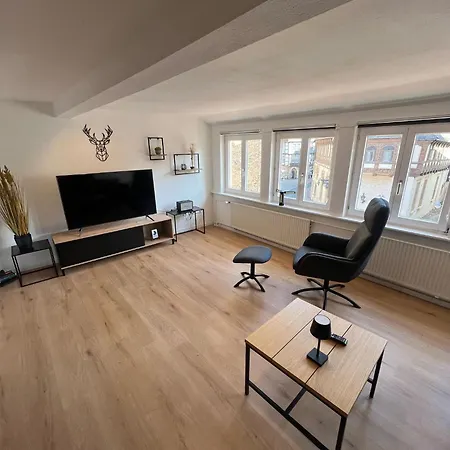 Living 2 - Modern & Zentral Апартаменты *